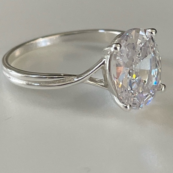 Sterling Silver Solitaire Oval Diamond Ring - Picture 7 of 10
